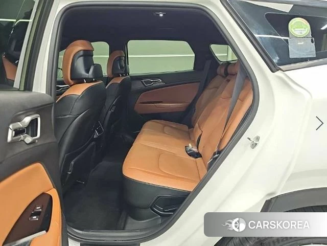 Kia Sportage 5th Generation Hybrid 2022 Белый из Кореи, фото 3