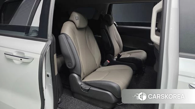 Kia The New Carnival 4th Generation 2025 Белый из Кореи, фото 3