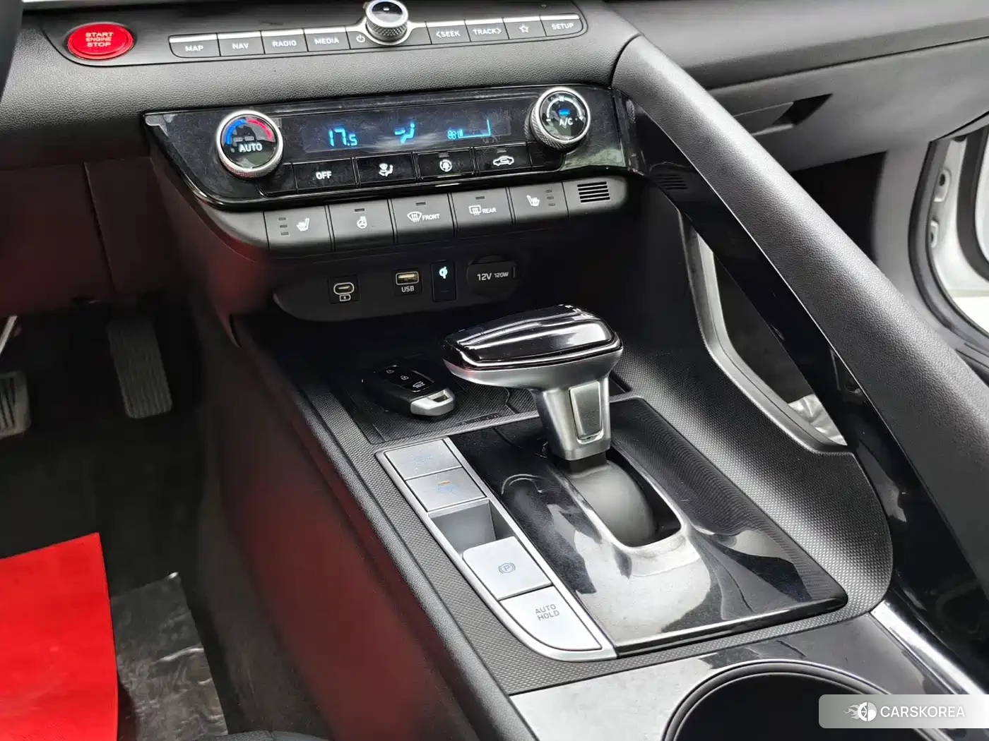 Hyundai Elantra 2024 Белый из Китая, фото 3