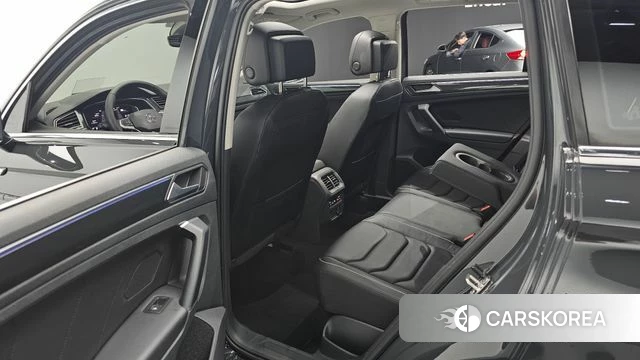 Volkswagen Tiguan second Generation 2021 Серый из Кореи, фото 3
