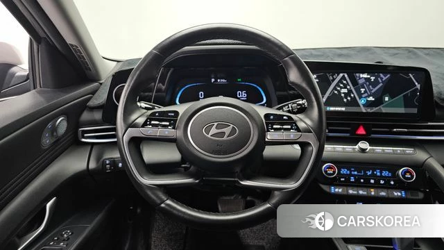 Hyundai The New Avante (CN7) 2023 Серебристо-серый из Кореи, фото 3
