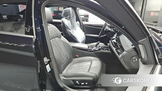 BMW 5 Series (G30) 2021 Синий из Кореи, фото 3