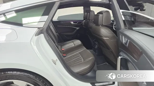 Audi A7 (4K) 2022 Белый из Кореи, фото 3