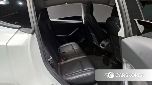 Tesla Model Y 2021 Белый из Кореи, фото 3