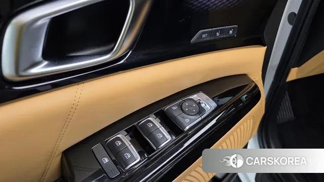 Kia Carnival 4th generation 2023 Белый из Кореи, фото 3