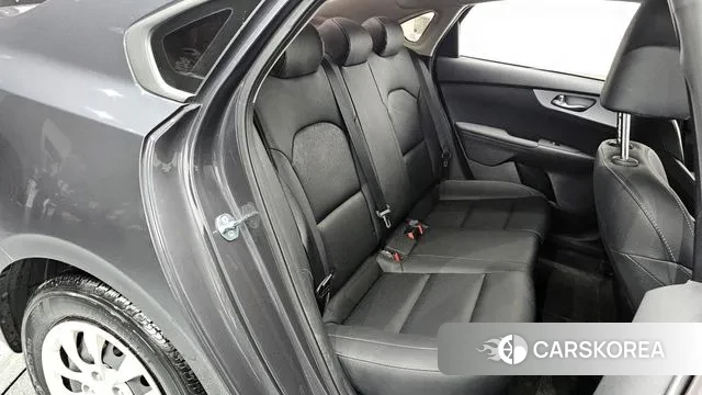 Kia The New K3 2nd generation 2021 Серый из Кореи, фото 3