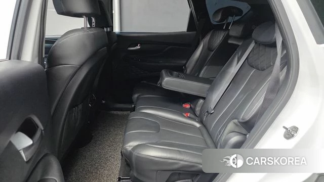 Hyundai The New Santa Fe 2022 Белый из Кореи, фото 3