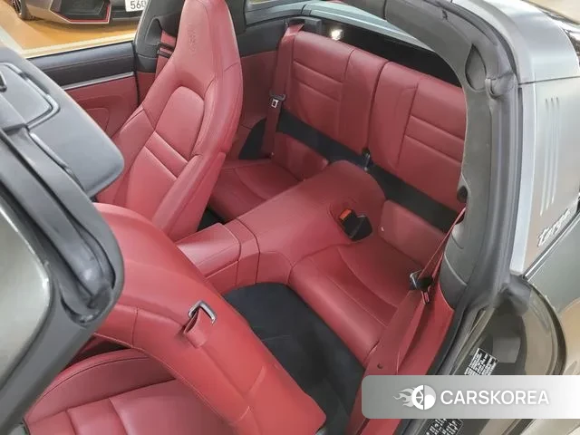 Porsche 911(992) 2023 Темно-зеленый из Кореи, фото 3