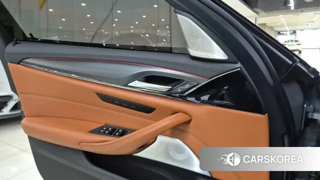 BMW M5 (F90) 2022 Серый из Кореи, фото 3