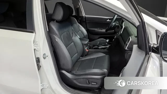 Kia Sportage The Bold 2021 Белый из Кореи, фото 3