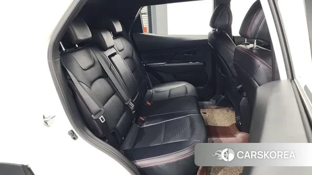 Ssangyong Beautiful Korando 2021 Белый двухцветный из Кореи, фото 3