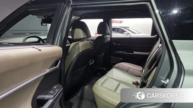 Ssangyong Torres 2022 Светло-зеленый из Кореи, фото 3