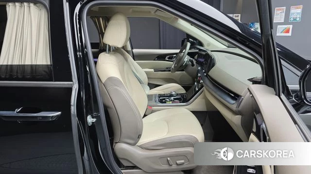 Kia Carnival 4th generation 2023 Черный из Кореи, фото 3