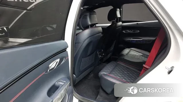 Genesis GV70 2022 Белый из Кореи, фото 3