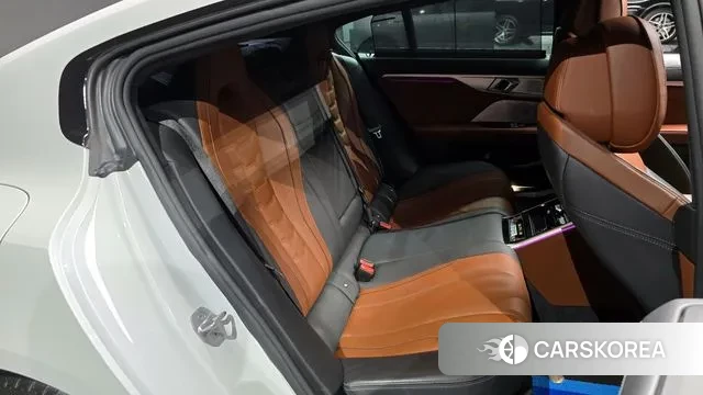 BMW 8 Series (G15) id 3529143 из Кореи 3