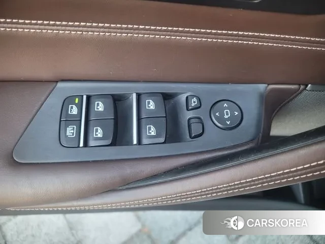 BMW 5 Series (G30) 2018 Черный из Кореи, фото 3