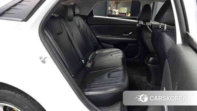 Hyundai Avante (CN7) 2021 Белый из Кореи, фото 3