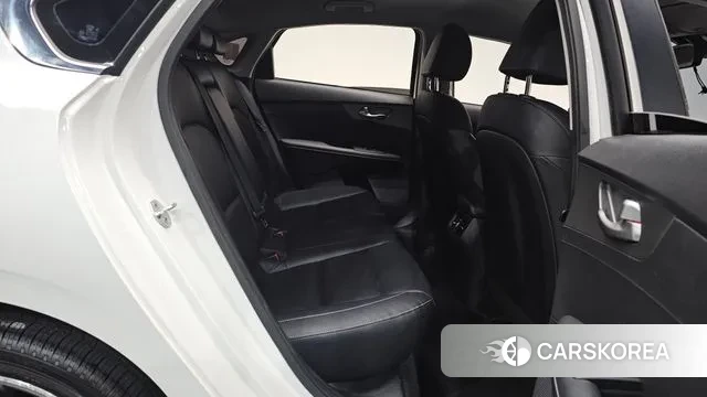 Kia Come New K3 2018 Белый из Кореи, фото 3