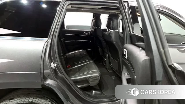 Jeep Grand Cherokee 2019 Серый из Кореи, фото 3