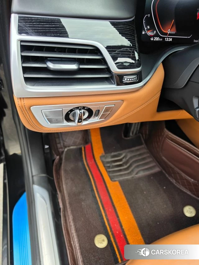 BMW 7 Series (G11) 2019 Черный из Кореи, фото 3