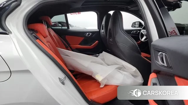 BMW 1 Series (F40) 2023 Белый из Кореи, фото 3