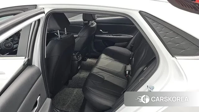 Hyundai The New Avante (CN7) 2025 Белый из Кореи, фото 3