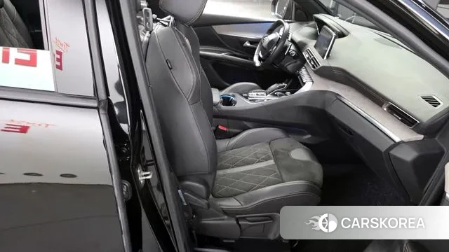 Peugeot 5008 second generation 2018 Черный из Кореи, фото 3