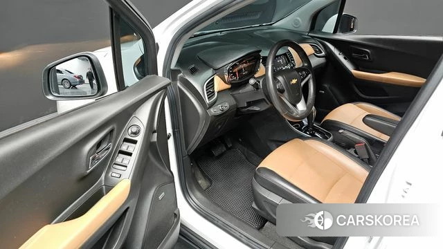 Chevrolet (GM Daewoo) The New Trax 2022 Белый из Кореи, фото 3