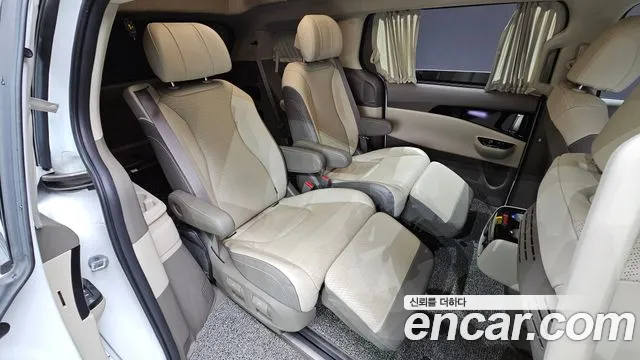 Kia Carnival 4th generation id 2401929 из Кореи 3