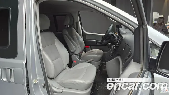 Hyundai The New Grand Starex 2018 Серебряный из Кореи, фото 3