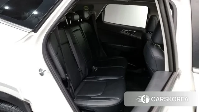 Kia Sportage 5th Generation 2023 Белый из Кореи, фото 3