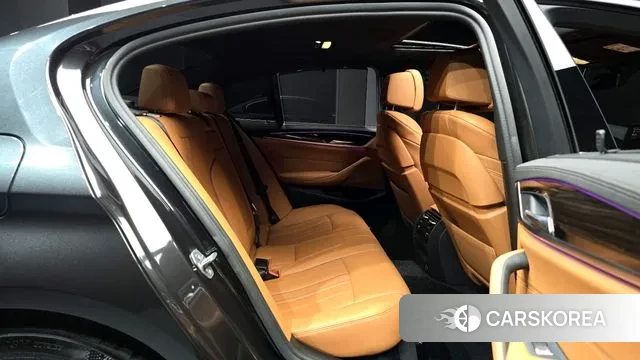 BMW 5 Series (G30) 2022 Серый из Кореи, фото 3