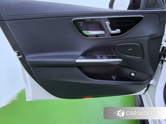 Mercedes-Benz Class C id 4238526 из Китая 3