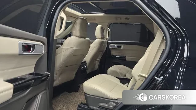 Ford Explorer 6th Generation 2022 Черный из Кореи, фото 3