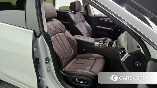 BMW 6 Series GT (G32) 2024 Белый из Кореи, фото 3