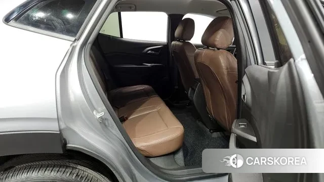 Chevrolet (GM Daewoo) Trax Crossover 2024 Серый из Кореи, фото 3