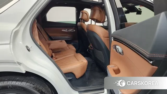 Genesis GV70 2023 Белый из Кореи, фото 3