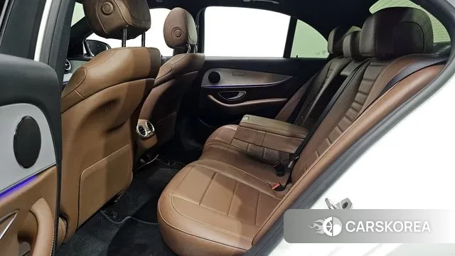 Mercedes-Benz E-Class W213 2020 Белый из Кореи, фото 3