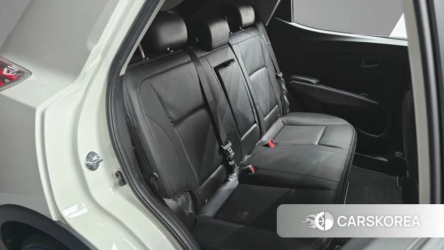 Ssangyong The New Tivoli 2023 Белый из Кореи, фото 3