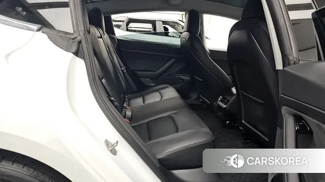 Tesla Model 3 2020 Белый из Кореи, фото 3