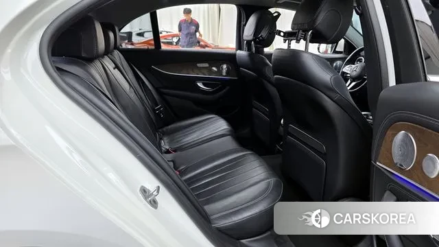 Mercedes-Benz E-Class W213 2019 Белый из Кореи, фото 3