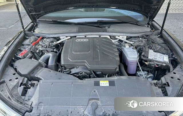 Audi A6L 2023 Черный из Китая, фото 3