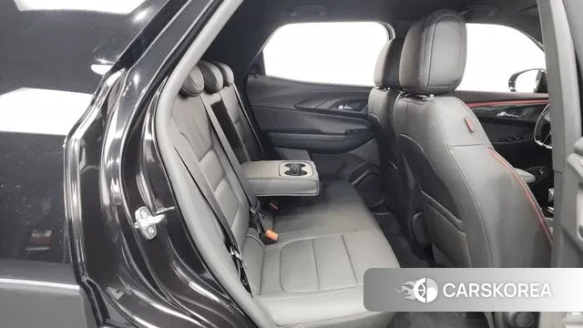 Chevrolet (GM Daewoo) The New Trail Blazer 2024 Черный из Кореи, фото 3