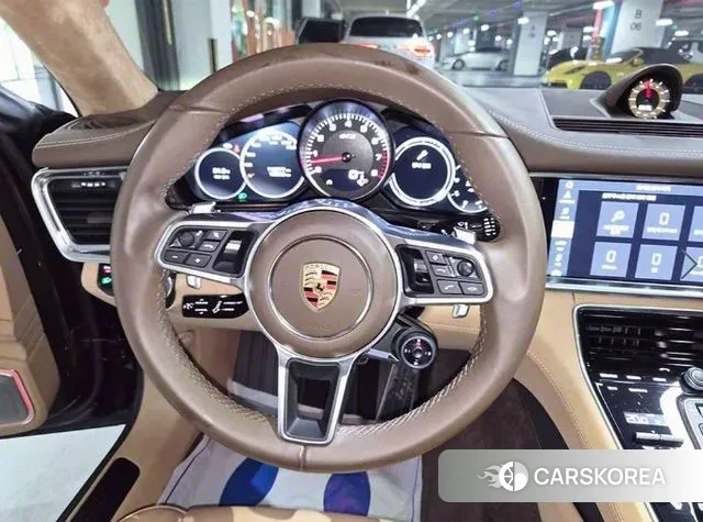 Porsche Panamera (971) 2019 Коричневый из Кореи, фото 3