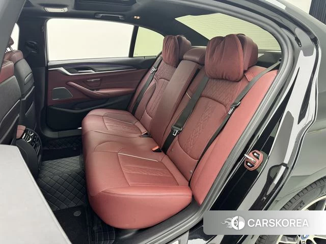 BMW 5 series PHEV 2021 Черный из Китая, фото 3