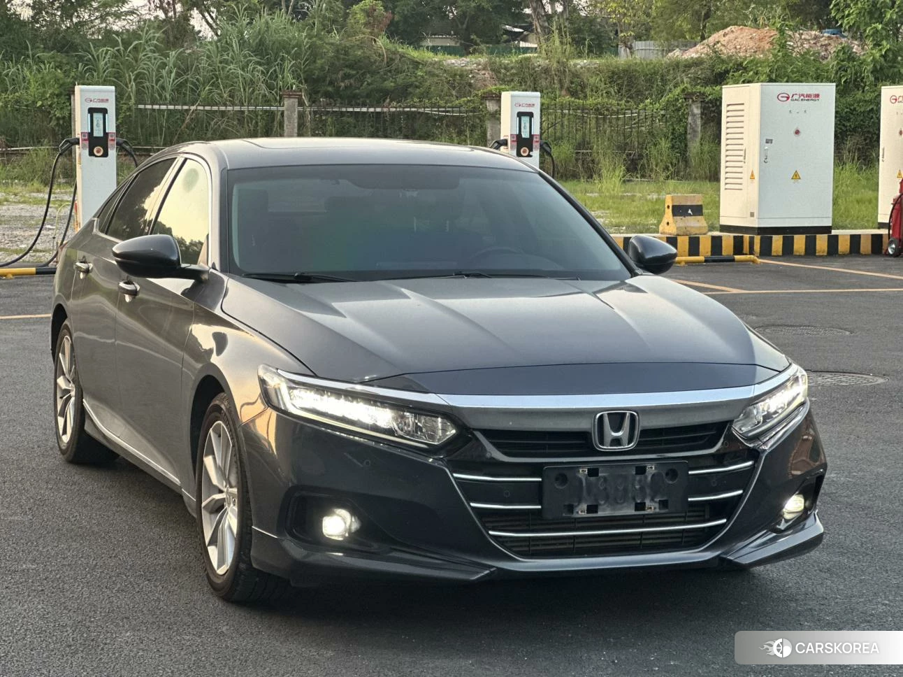 Honda Accord 2021 Темно-серый из Китая, фото 3