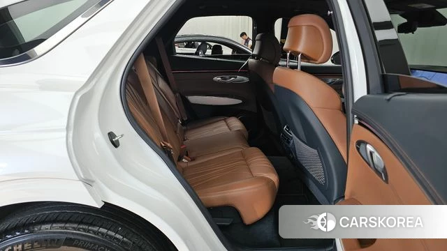 Genesis GV70 2024 Белый из Кореи, фото 3