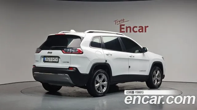 Jeep Cherokee (KL) id 2674836 из Кореи 3