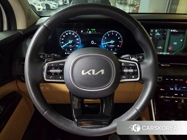 Kia Carnival 4th generation 2023 Белый из Кореи, фото 3