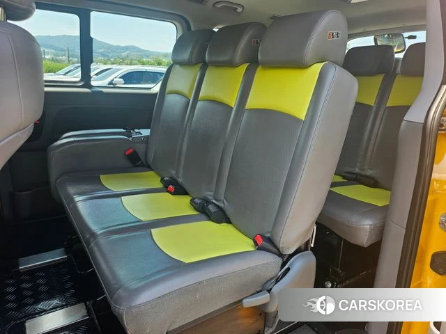 Hyundai The New Grand Starex 2018 Желтый из Кореи, фото 3